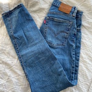 LEVIS JEANS